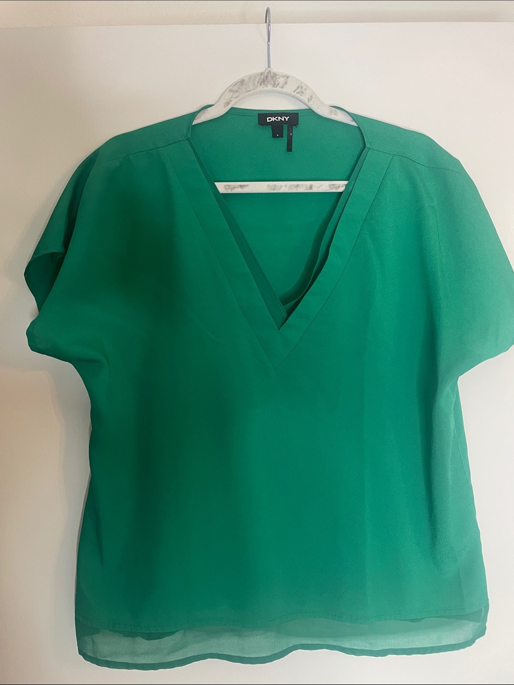 DKNY Emerald Green V-Neck Short Sleeve Blouse